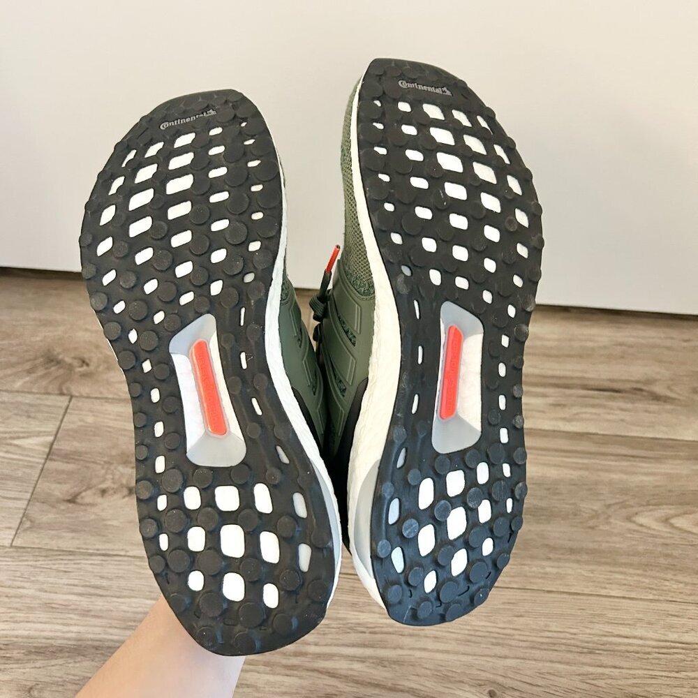 Adidas Men's Ultra Boost 1.0 Sneakers in Base Olive Green Size 8.5 LIKE NEW - Picture 10 of 12
